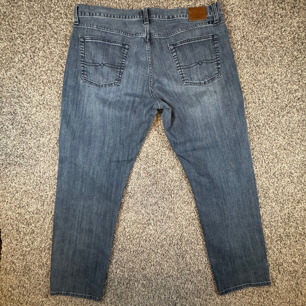 Lucky Brand 221 Original Straight Mens 40x30 Blue Denim Stretch Jeans - Picture 3 of 11